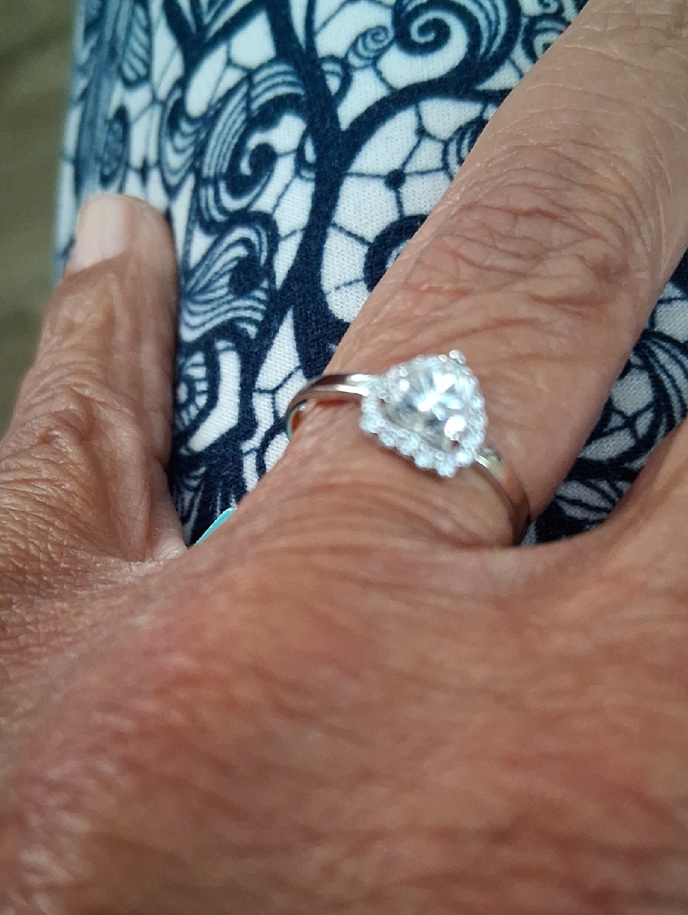 STERLING SLIVER MOISSANITE HEART  Ring with Clear Gemstone